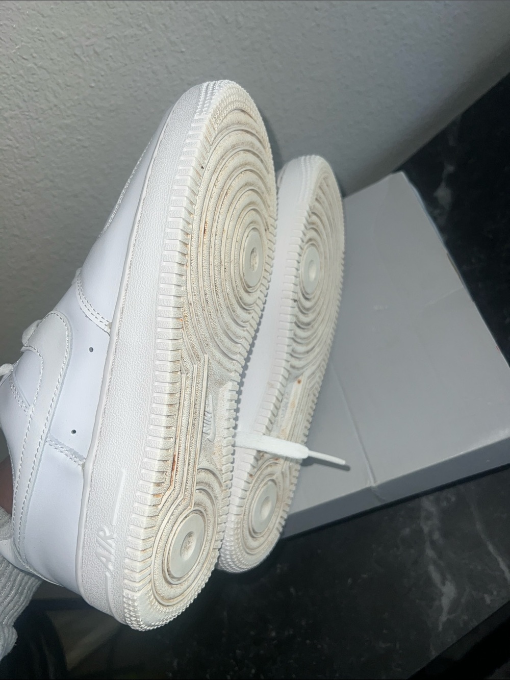 Nike White Low-Top Leather Sneakers Air Force 1 - Picture 4 of 4